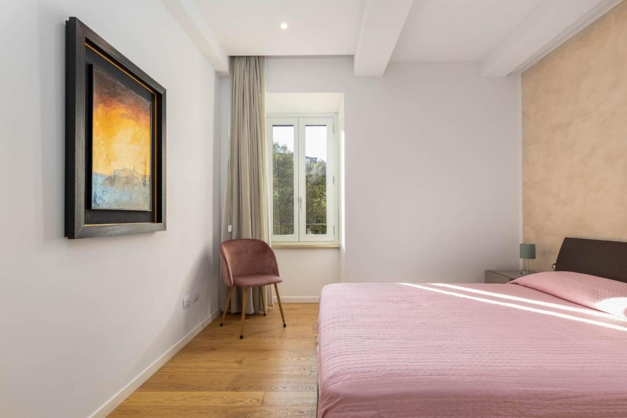 Apartamento Siena Historic Center Stylish Flat With Balcony! Exterior foto