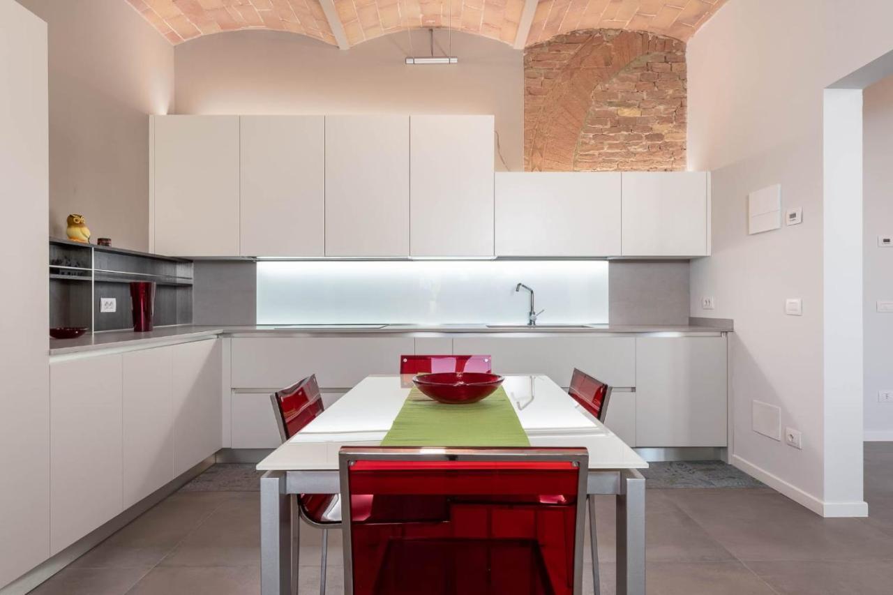 Apartamento Siena Historic Center Stylish Flat With Balcony! Exterior foto